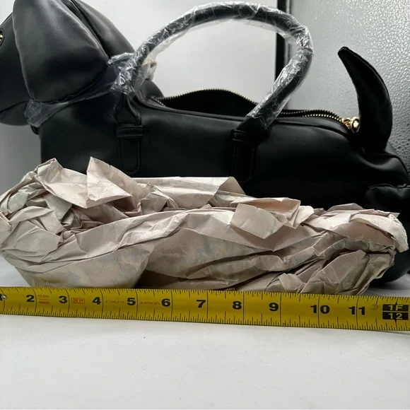 Black Dog-Shaped Crossbody Bag - Picture 9 of 12